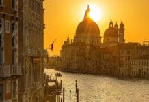 VENEZIA & ORIENTE: KHI VENICE CHẠM ĐẾN LINH HỒN PHƯƠNG ĐÔNG